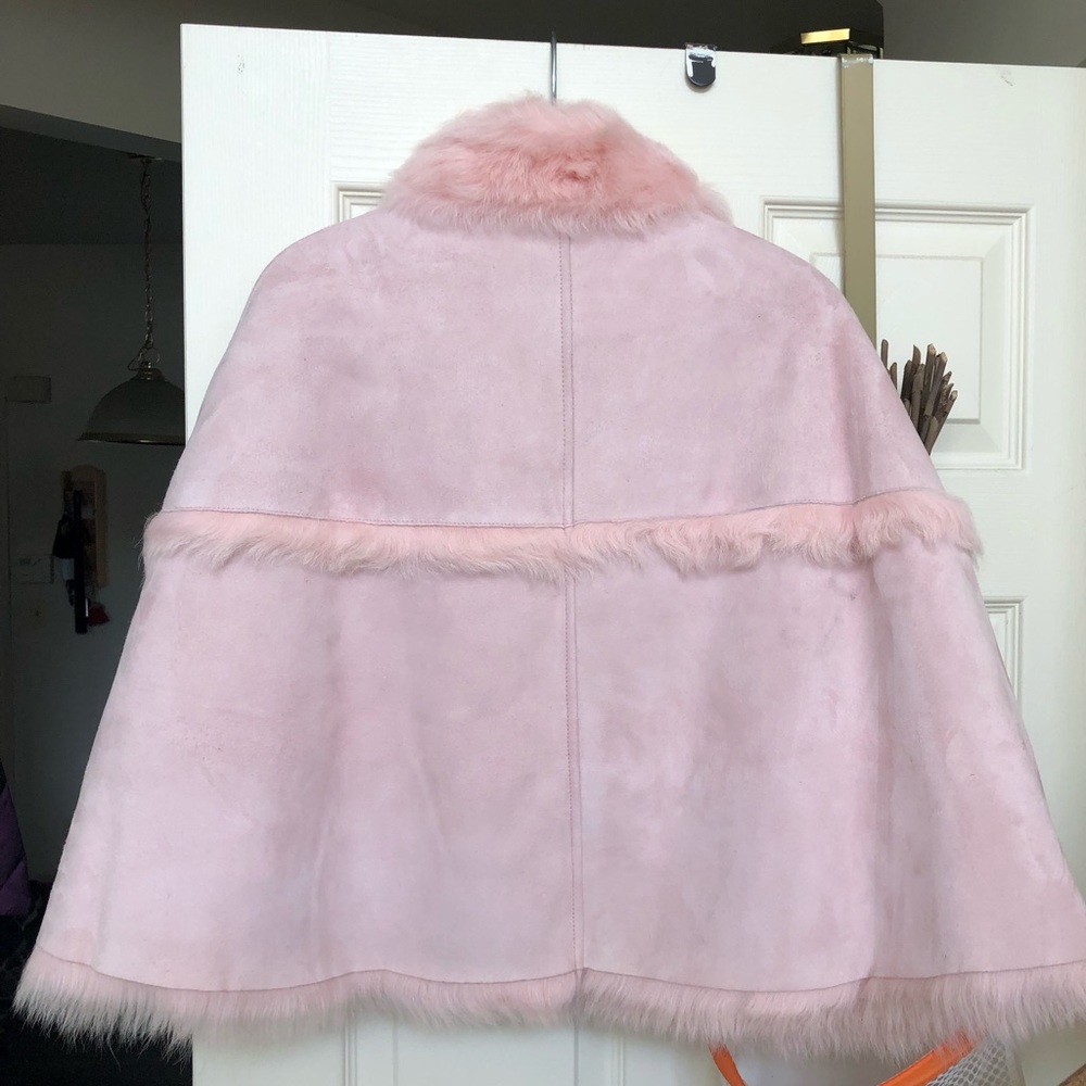 ✨Coach✨Shearing Poncho - Picture 3 of 4